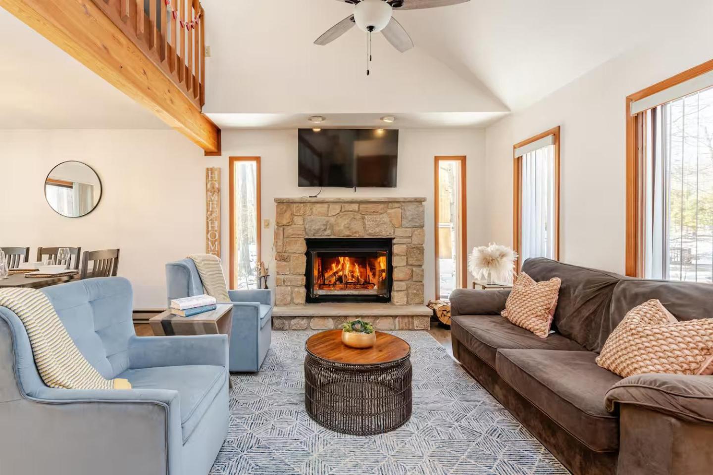 Cozy Cabin At Poconos With Hot Tub And Fire Pit East Stroudsburg Exterior foto